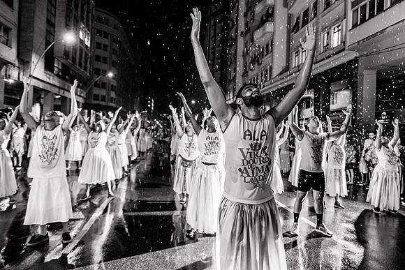 0302_Ensaio de Rua da Viradouro 26.01.20_Renata Xavier Fotografia_RE028748
