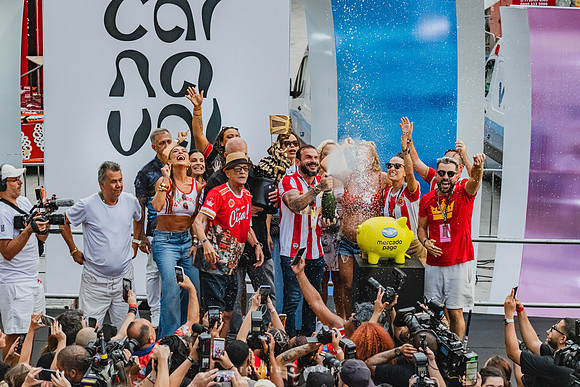0221_Apuração Cidade do Samba Viradouro Campeã 2026_Leandro Lucas_Renata Xavier Fotografia_DSCF0237