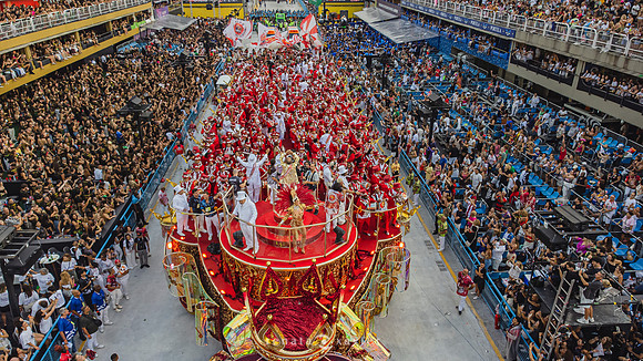 Desfile Campeãs Viradouro 2026_Renata Xavier Fotografia_DJI_0290