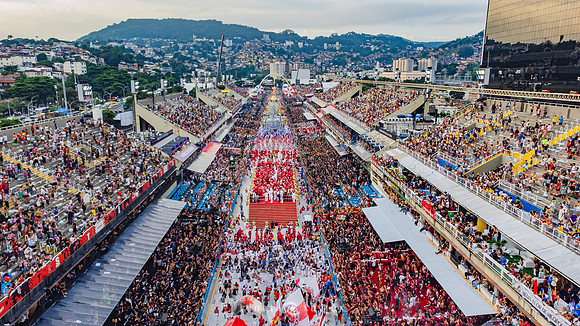 Desfile Campeãs Viradouro 2026_Renata Xavier Fotografia_DJI_0340