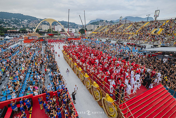 Desfile Campeãs Viradouro 2026_Renata Xavier Fotografia_RXT39171