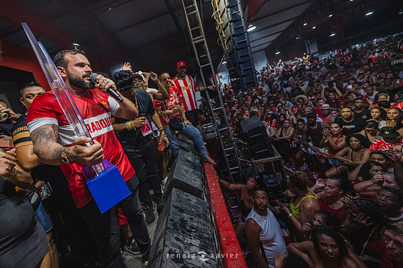 0238_Festa da Vitória da Viradouro na Quadra_Carnaval 2024_Renata Xavier Fotografia