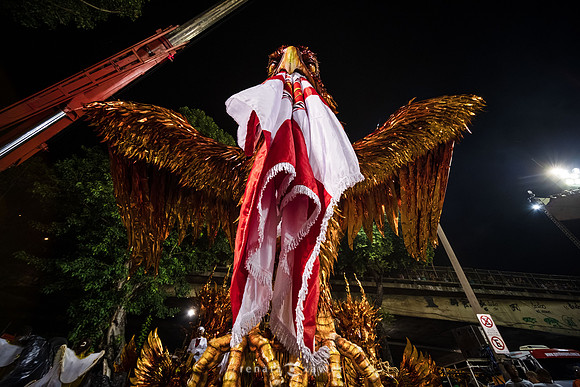 0005_Viradouro 2019 Desfile das Campeãs_Renata Xavier, Leandro Lucas e Gabriel Pulitini
