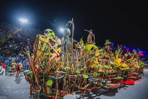 0168_Ensaio_Sambodromo_13.02.25_Renata_Xavier_Fotografia_DSC_2545
