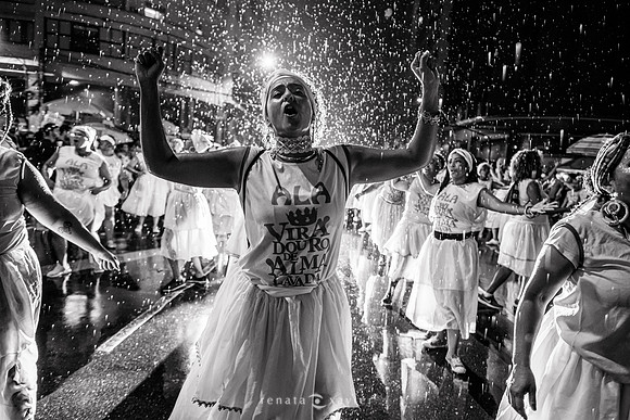 0167_Ensaio de Rua da Viradouro 26.01.20_Renata Xavier Fotografia_RE028344