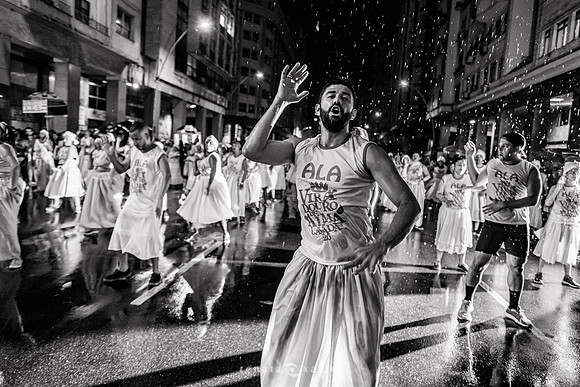 0301_Ensaio de Rua da Viradouro 26.01.20_Renata Xavier Fotografia_RE028745