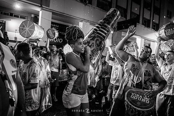 0379_Ensaio de Rua da Viradouro 26.01.20_Renata Xavier Fotografia_RE028967