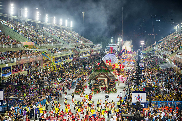 0400_Viradouro 2019 Desfile das Campeãs_Renata Xavier, Leandro Lucas e Gabriel Pulitini