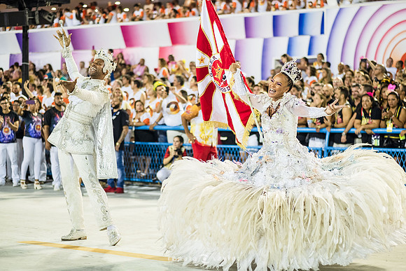 0359_Viradouro 2019 Desfile das Campeãs_Renata Xavier, Leandro Lucas e Gabriel Pulitini
